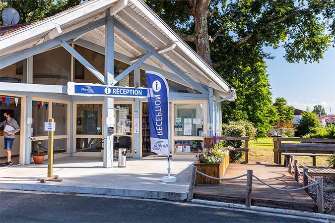 réception du camping Le Soleil des Landes