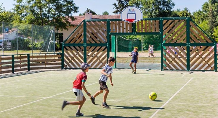 terrain multispots club enfants